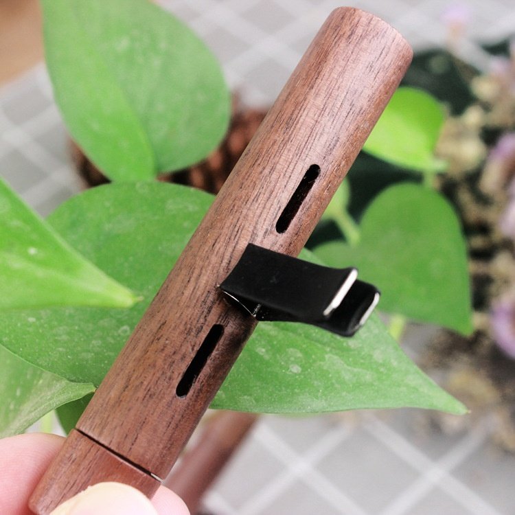 Black Walnut Maple Car Freshener Wood Aroma Car Air Vent Wooden Hanging Pefumer Aromatherapy Diffuser Wood Clip