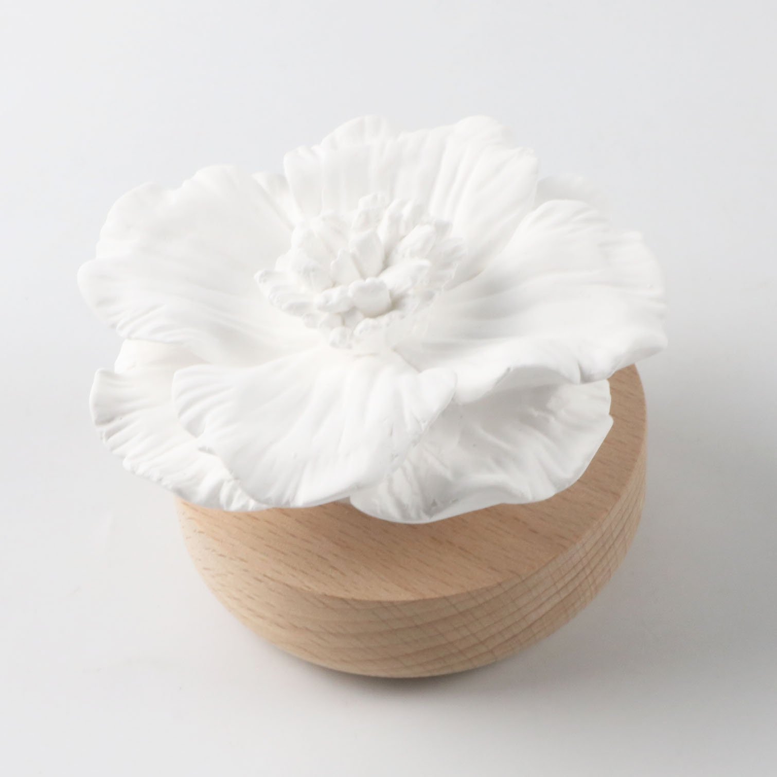 Handmade Home Car Decoration Scented Ceramic Wood Flower Aroma Air Freshener Porcelain Fragrance Essential Oil Diffuser