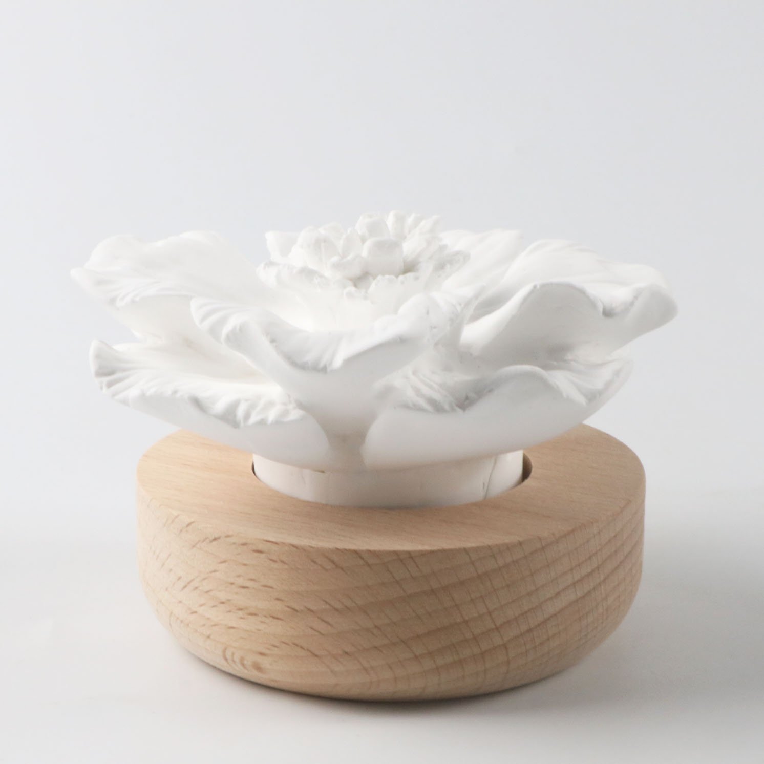 Handmade Home Car Decoration Scented Ceramic Wood Flower Aroma Air Freshener Porcelain Fragrance Essential Oil Diffuser