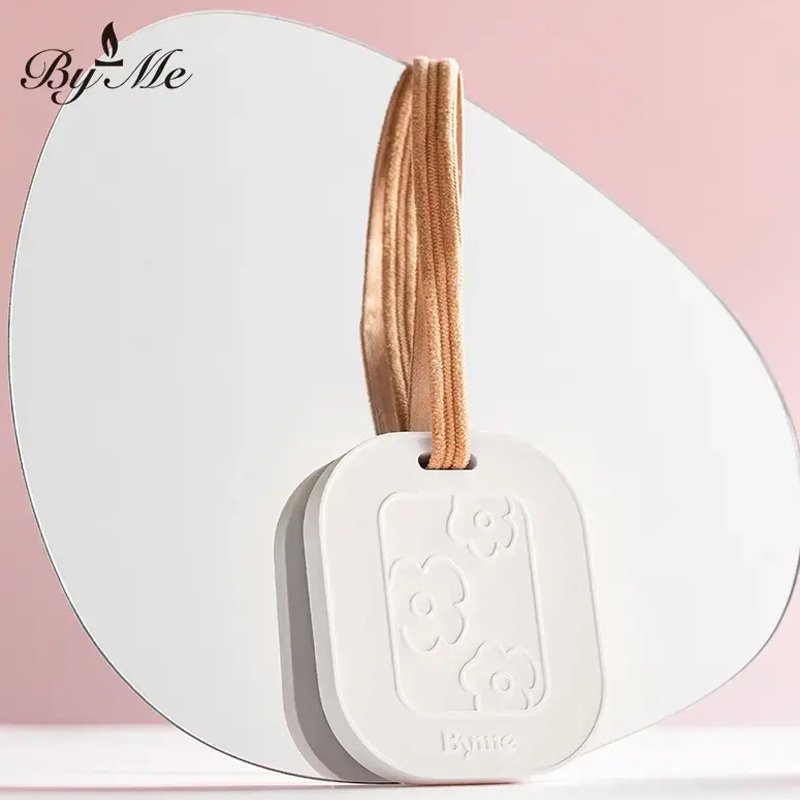 Wholesale Perfume Aromatherapy Ornament Decoration Accessories Long Lasting Car Air Freshener Pendant Hanging Fragrance
