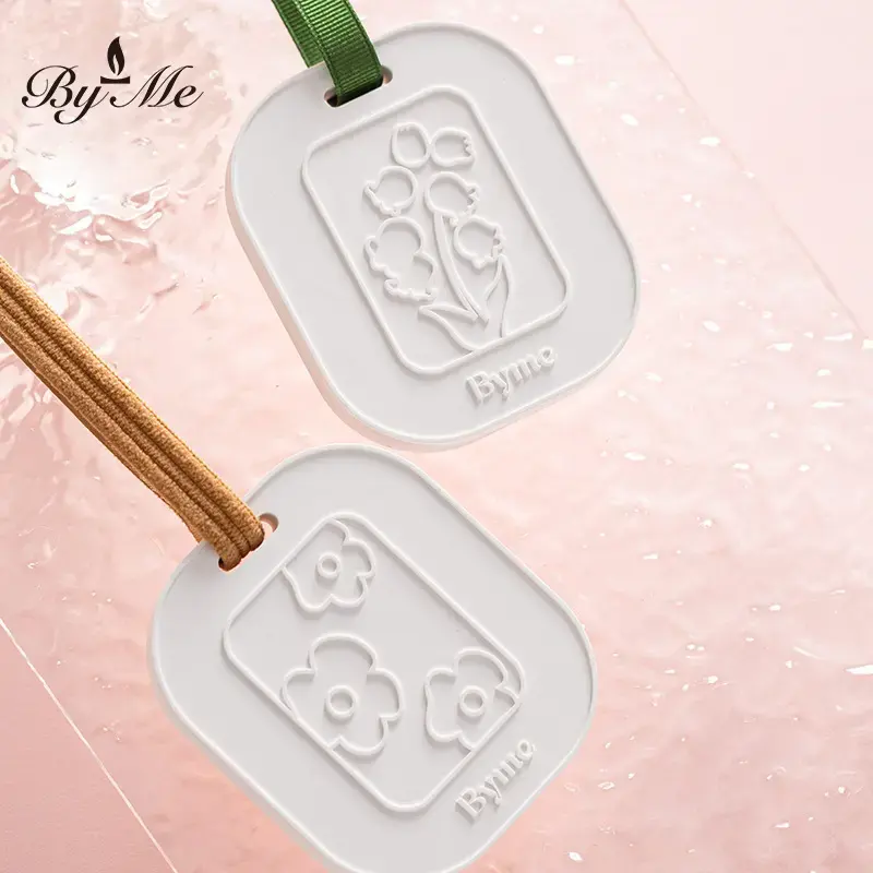 Wholesale Perfume Aromatherapy Ornament Decoration Accessories Long Lasting Car Air Freshener Pendant Hanging Fragrance