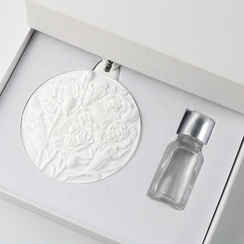 New Design Hot Sale Home Car Decoration Air Freshener Hanging Scented Ceramic Flower Aroma Fragrance Essential Oil Diffuser