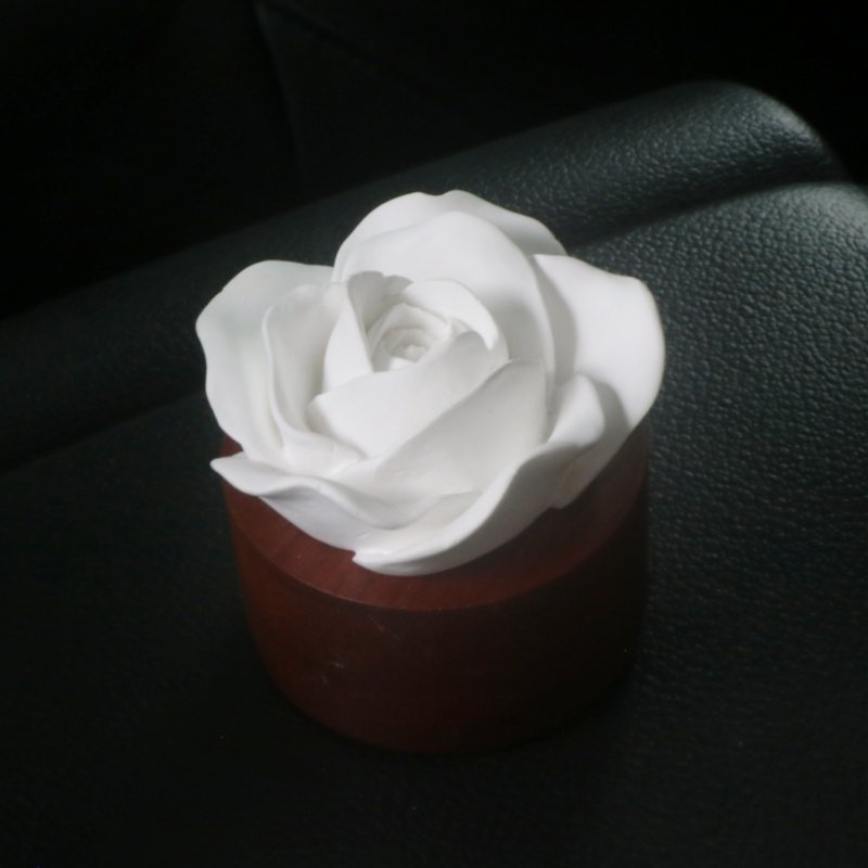 Factory direct sales Decoration Scented Ceramic Essential Oil Diffuser fragrance Car Flower Aroma Diffuser Air Freshener