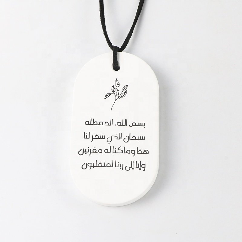 Stocked Wholesale Oval Shape Hanging Car Wardrobe Air Freshener Scented Ceramic Home Aroma Plaster Flower Essential Oil Diffuser