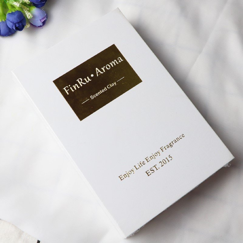 FinRu Color Matched Car Aromatherapy Essential Oil Diffuser Custom Gift Box Set Hanging Scented Ceramic Hanging Car Freshener