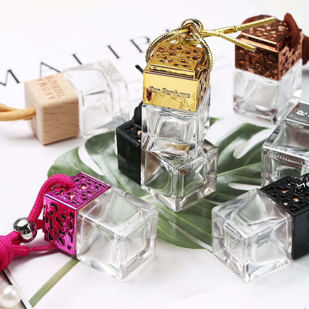 Wholesales aromatherapy essential oil glass bottle, car hanging ornaments, perfume car air freshener