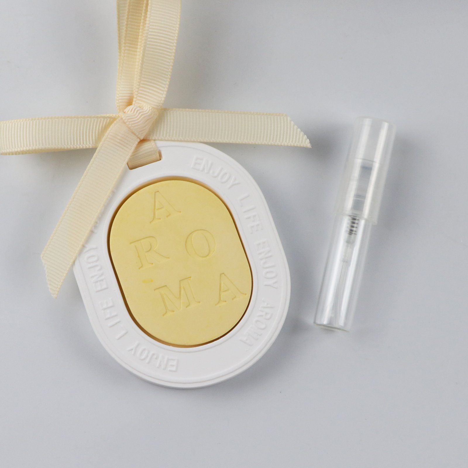 Scented Ceramic Aroma Plaster Porcelain Flower Fragrance Oil Diffuser Home Decoration Hanging Car Wardrobe Air Freshener