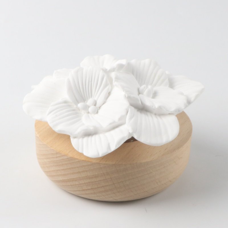 Home Office Car Decor Aromatherapy Air Freshener Scented Ceramic Porcelain Flower Wooden Base Essential Oil Fragrance Diffuser