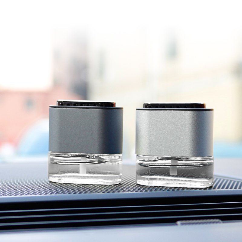 Mini Car Scent Diffuser Custom Air Vent Clip Fragrance Empty Car Perfume Bottle Customize Luxury Car Air Freshener