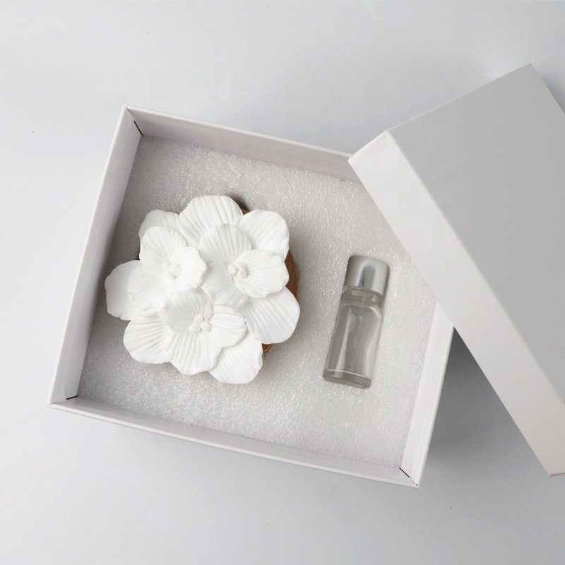Stocked Home Aromatherapy Decoration Air Freshener Wooden Base Porcelain Flower Scented Ceramic Aroma Plaster Oil Diffuser