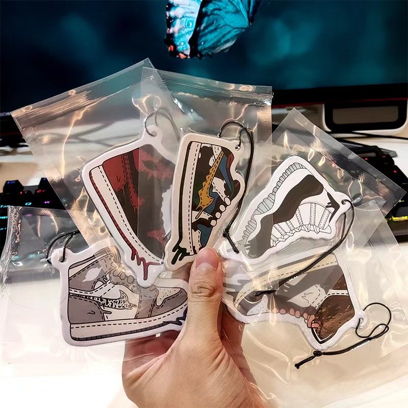 Wholesale Large Quantities Automotive Ventilation Air Fresheners Various Fragrance Options Cool Suspension Car Freshener
