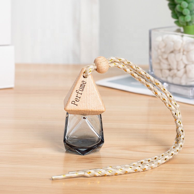 Custom Colored 8ml Diamond Glass Hanging Car Diffuser Bottle Empty Car Perfume Bottle Windshield Liquid Essential Oil Car
