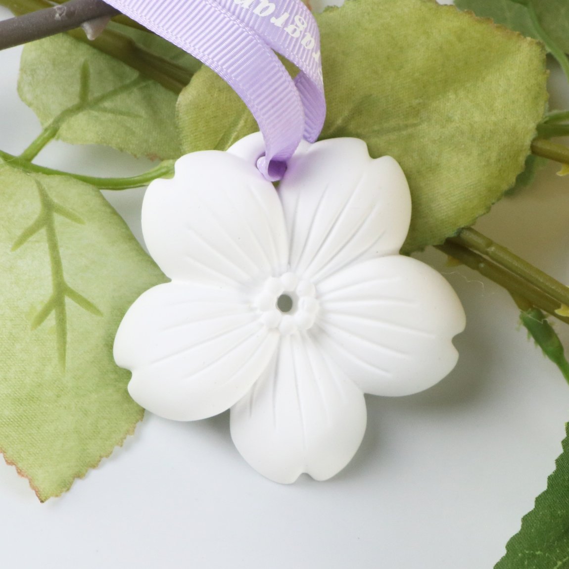 Creativity Car Home Pendant Wedding Gift Set Decoration Aromatherapy Ceramic Scented Aroma Porcelain Essential Oil Diffuser