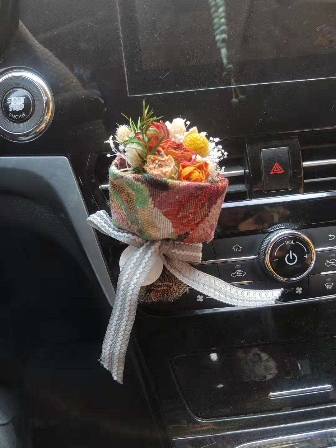 JSZ High quality Bouquet Car Air Vent Clip Fragrance Dry Flower Car Air Freshener Creative Clip Auto Accessories