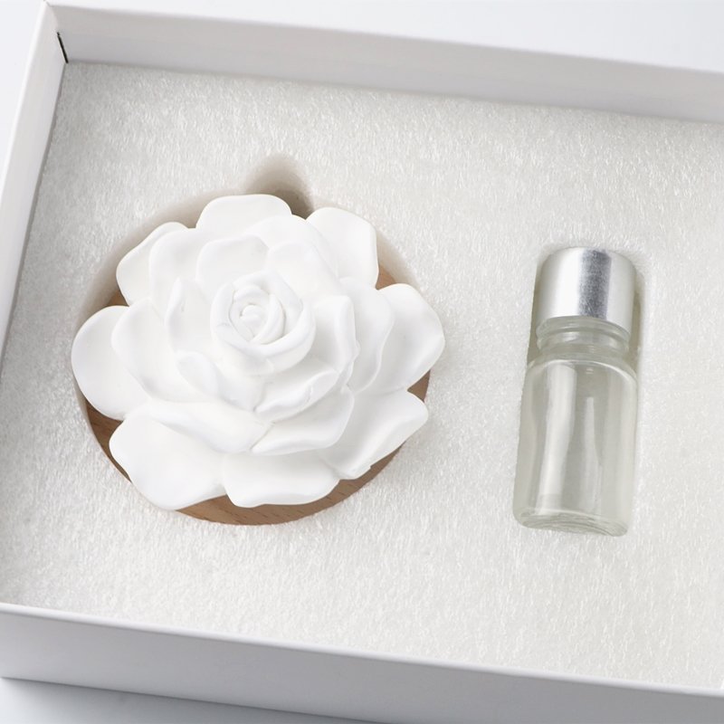 Factory Wholesale Scented Ceramic Flower Decoration Home Car Air Freshener Wood Base Porcelain Aroma Essential Oil Diffuser