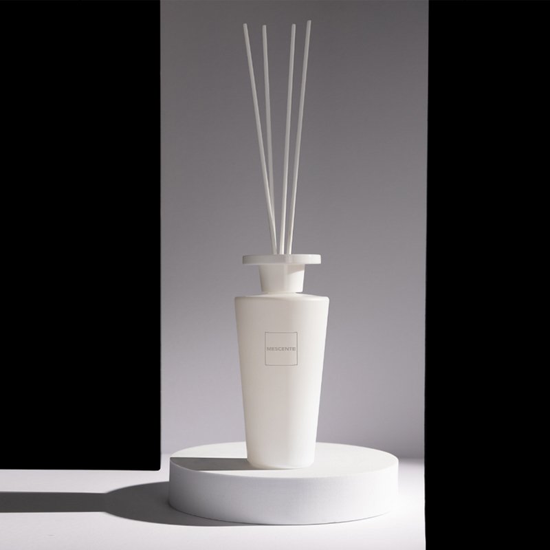 Mescente Fragrance Perfume 500ml Scented OEM Reed Diffuser For living room