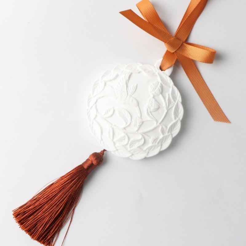 Finru Factory Aromatic Ceramic Stone Diffuser Aromatherapy Essential Oil Gypsum Flower Car Decoration Air Freshener