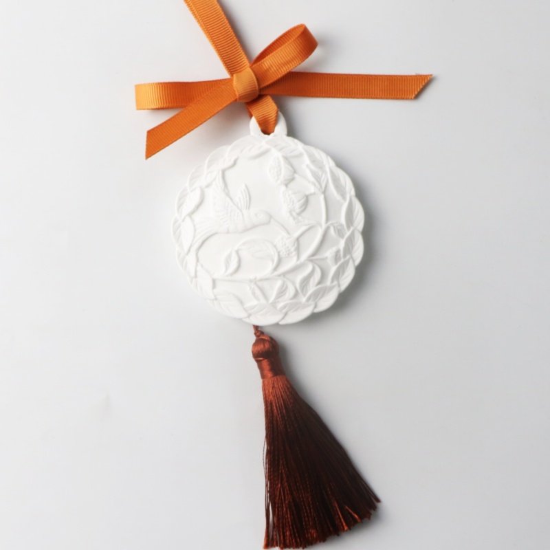 Finru Factory Aromatic Ceramic Stone Diffuser Aromatherapy Essential Oil Gypsum Flower Car Decoration Air Freshener