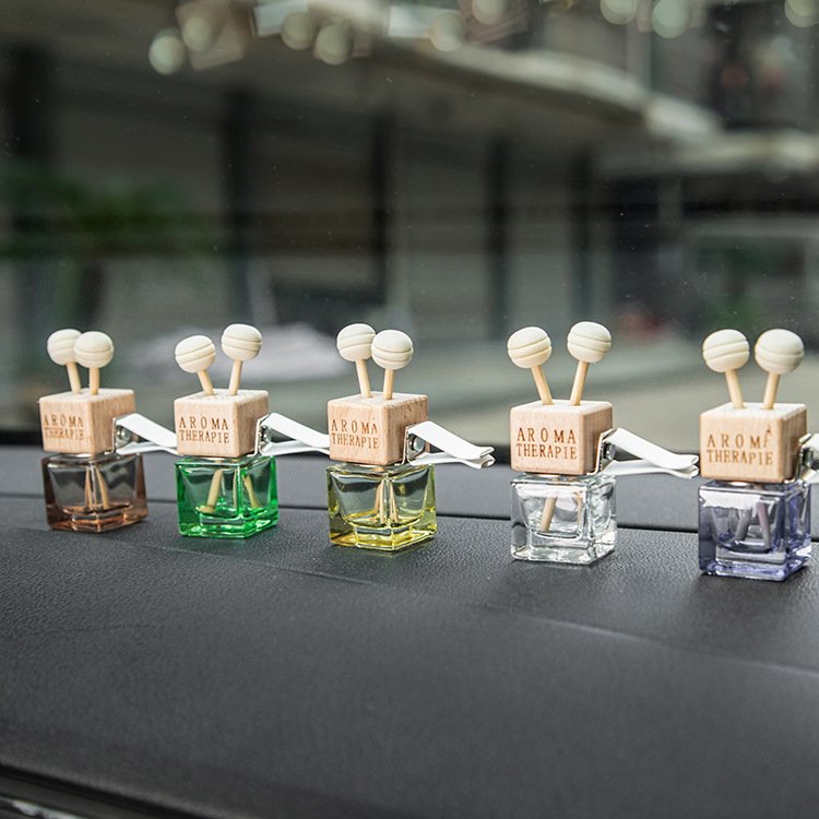 Essential Oil Diffuser Car Perfume Bottle With Clips, Aromatherapy Car Air Freshener, Colored perfume glass bottle