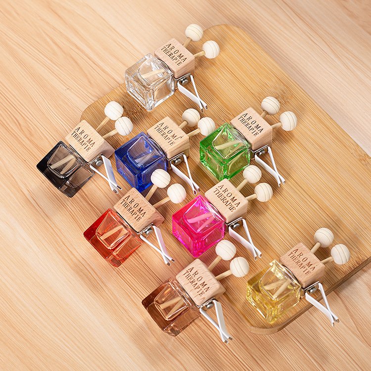 Essential Oil Diffuser Car Perfume Bottle With Clips, Aromatherapy Car Air Freshener, Colored perfume glass bottle