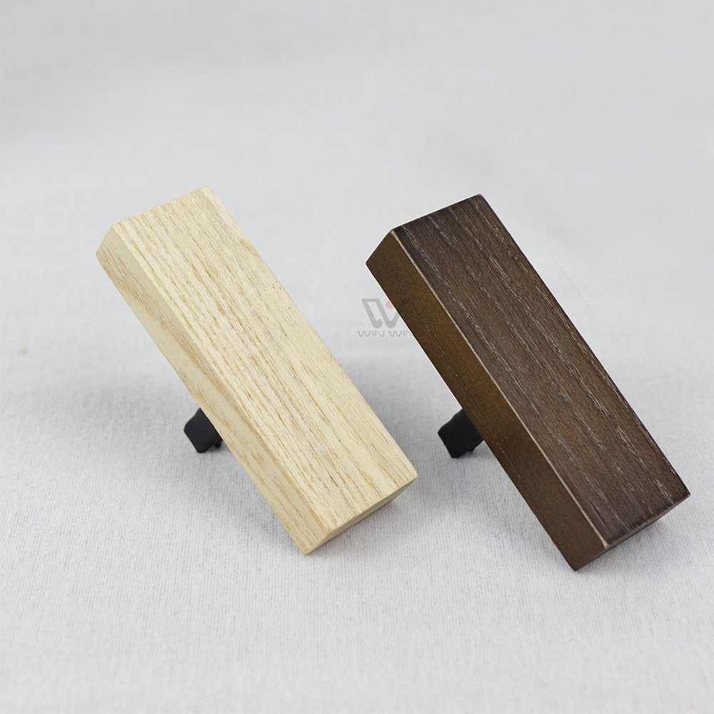 Luxury Wood Perfume Scented Wood Air Freshener Car Vent Air Freshener Diffuser