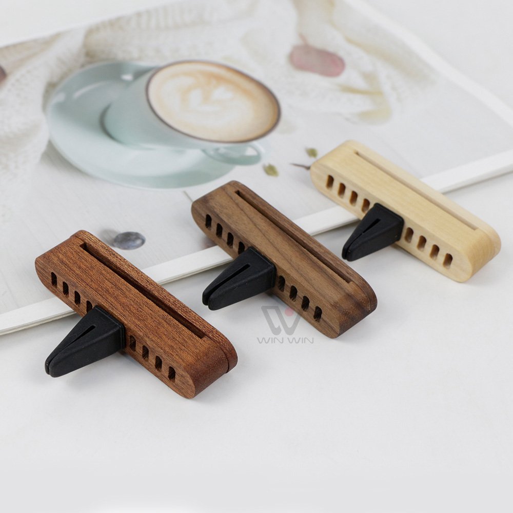 Customized Logo Liquid Membrane Luxury Car Air Freshener Black Walnut Wood Perfume Car Diffuser Vent Clip