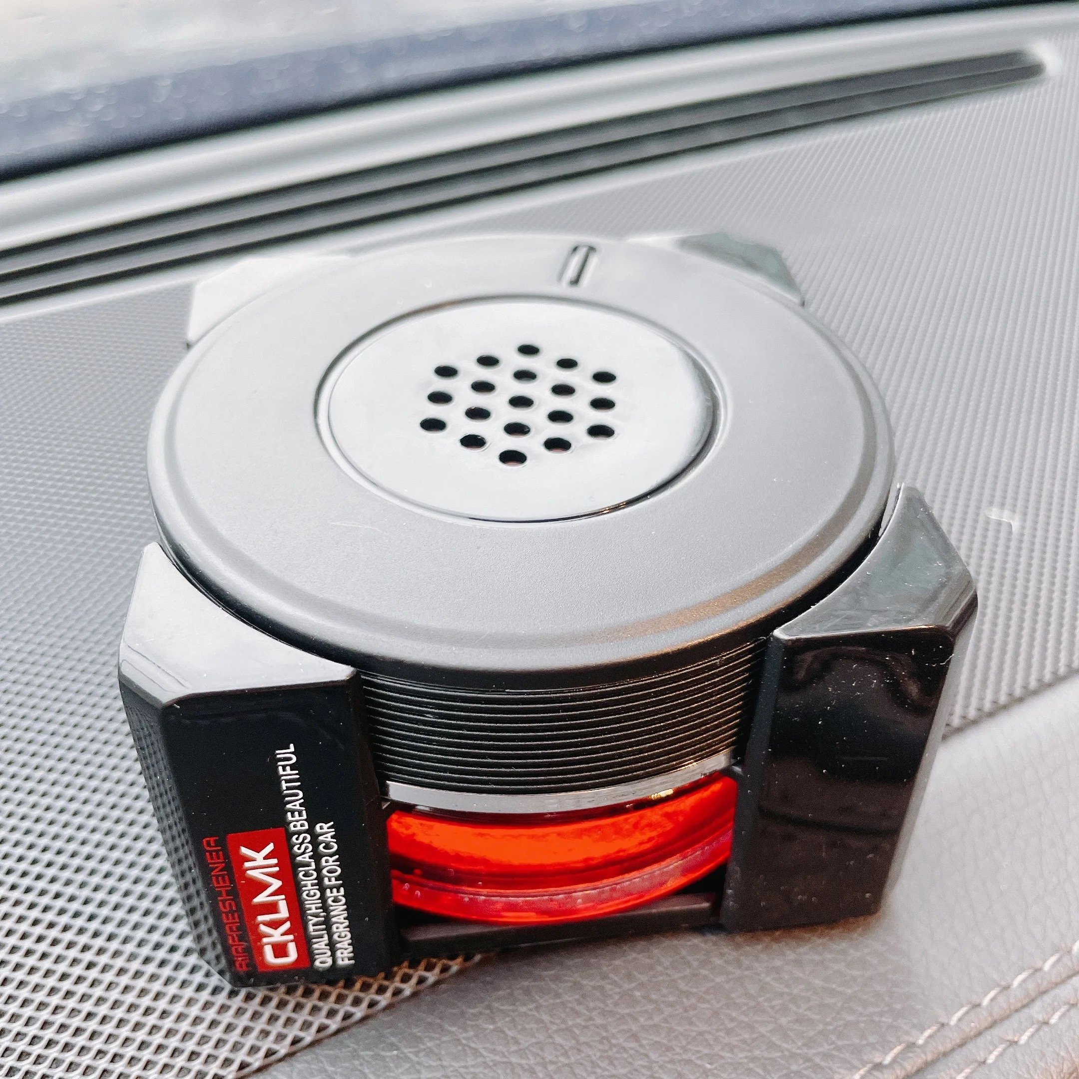 Factory wholesale car supplies air freshener aromatherapy car fragrance ornaments with car