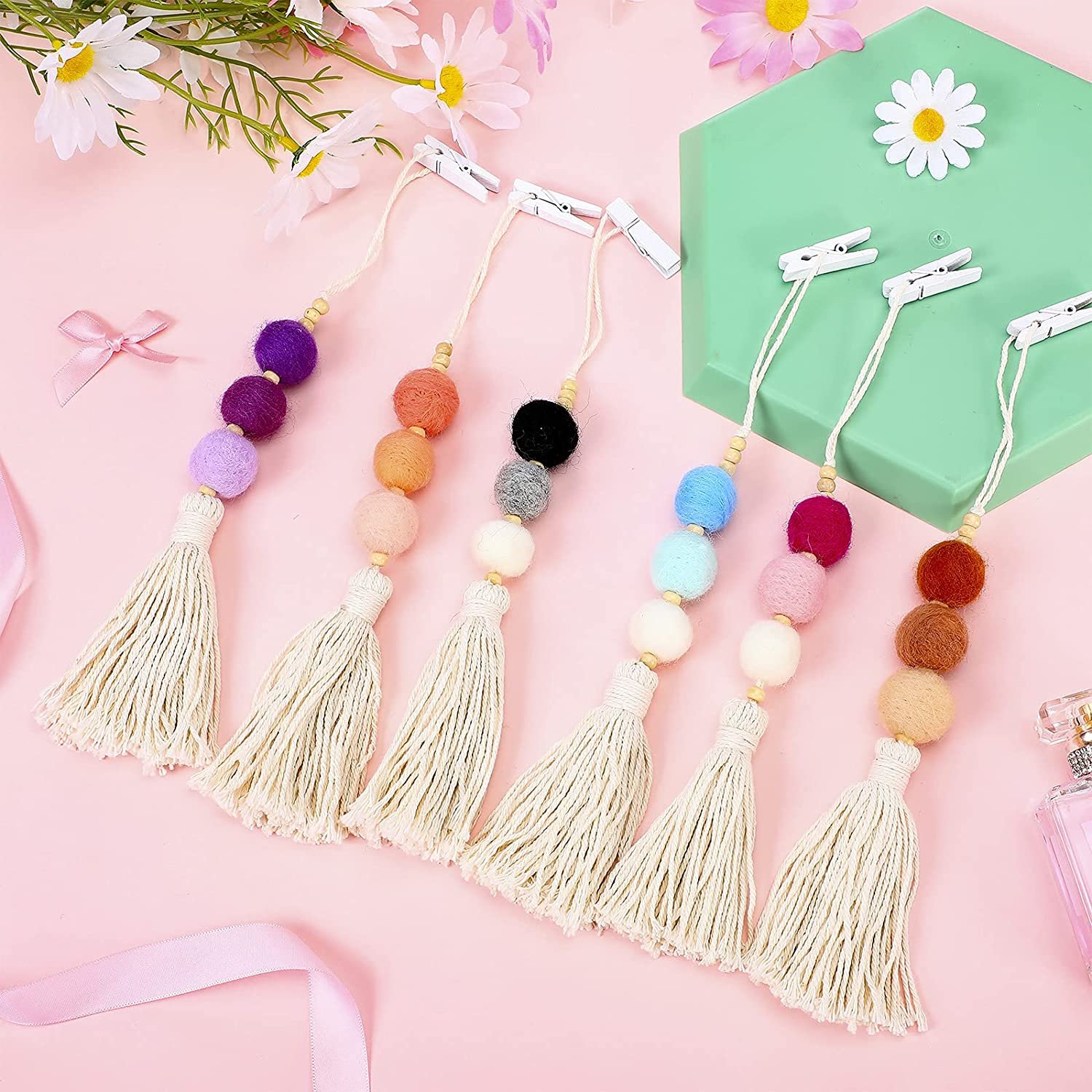 Aromausible car pendant Handmade flow wood bead felt ball perfume diffusing fragrance air freshener car perfume