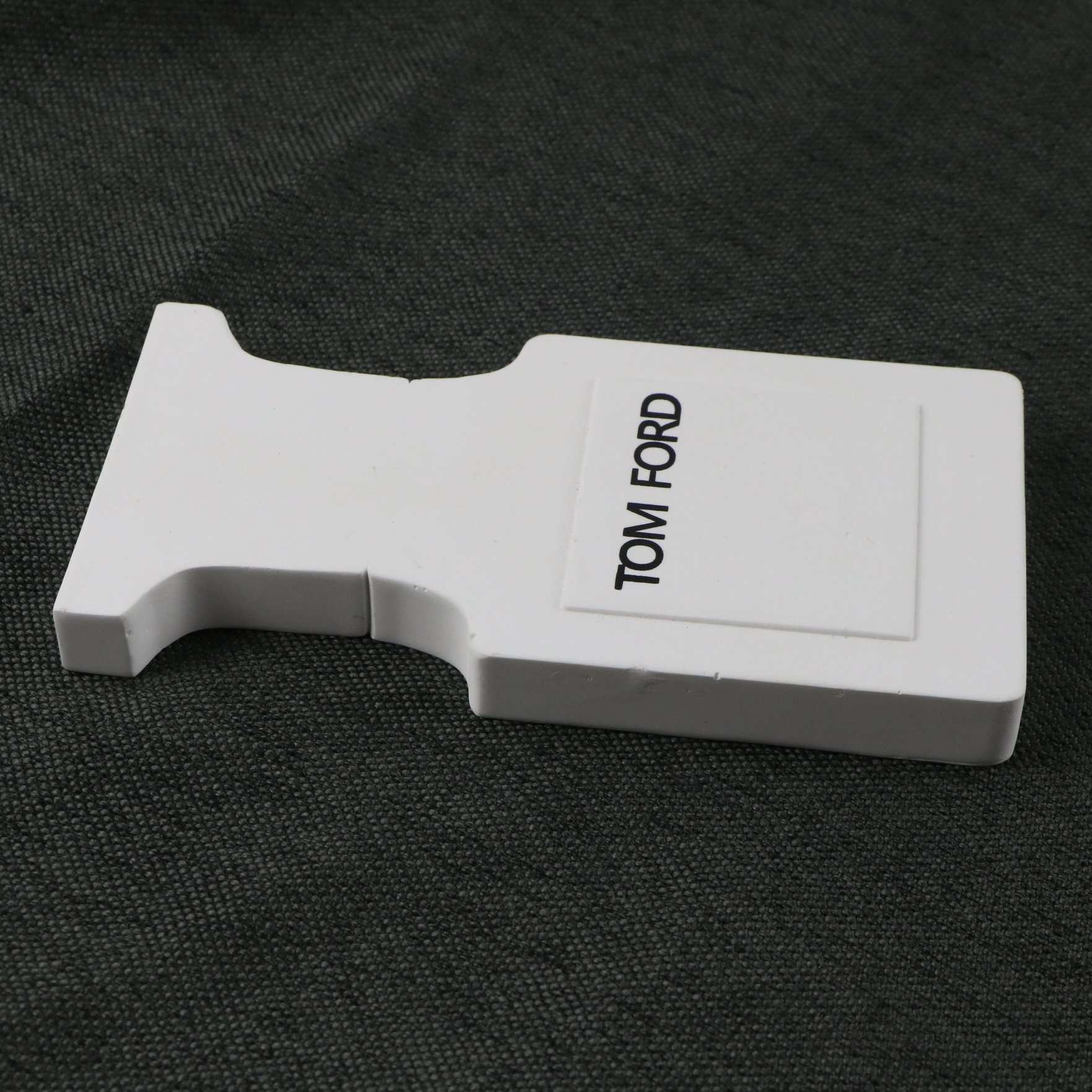 Creative Shape Logo Car Aromatherapy Adornment Car Perfume Adornment Perfumed Stone Souvenir Wardrobe Deodorant Hand Gift