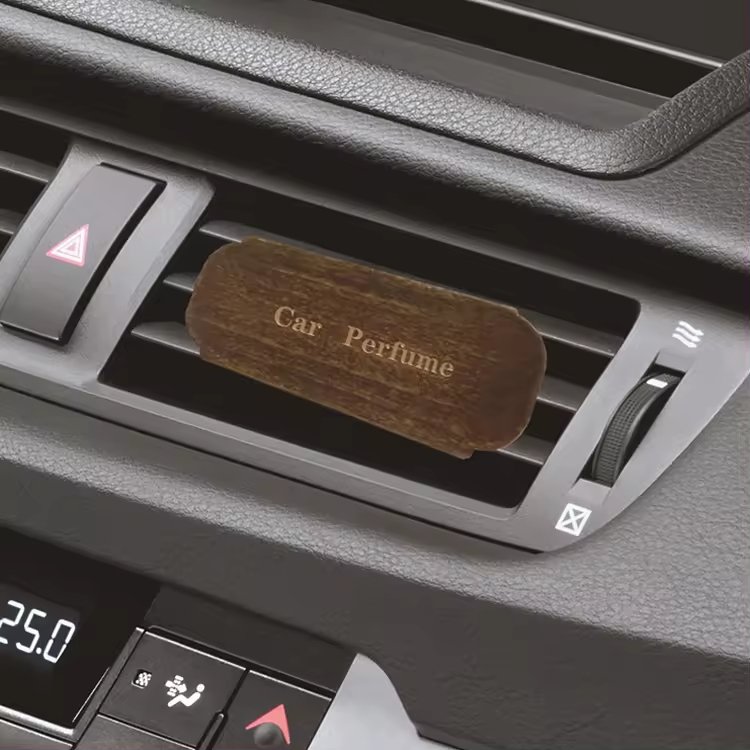 Custom Wooden Air Vent Clip Car Air Freshener Luxury Car Scent Diffuser Aromatherapy for Car Accessories Interior Decorative