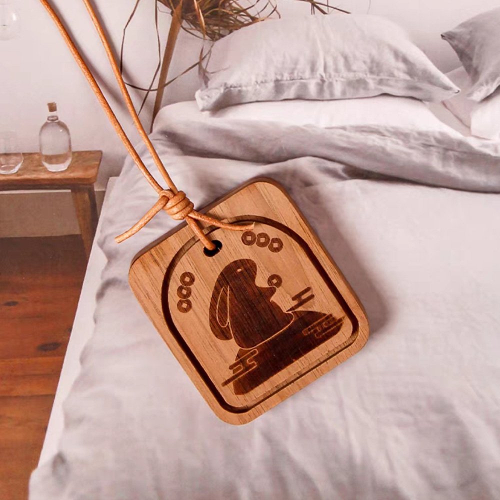 Custom Logo Air Freshener Solid Aviation Wood Diffuser Car Natural Evaporation Hanging Liquid Freshener For Windshield