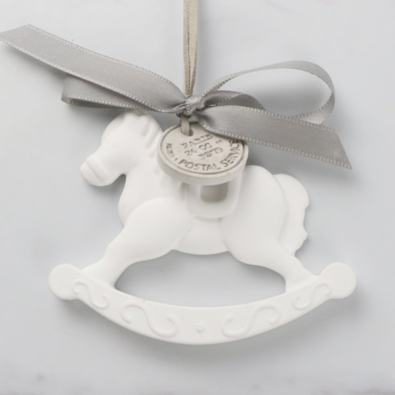 FinRu Grey Horse Hanging Car Wardrobe Air Freshener Scented Ceramic Aroma Plaster Fragrance Porcelain Essential Oil Diffuser