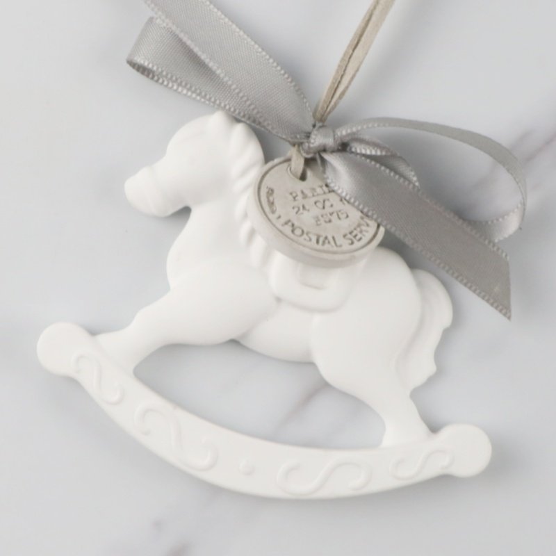 FinRu Grey Horse Hanging Car Wardrobe Air Freshener Scented Ceramic Aroma Plaster Fragrance Porcelain Essential Oil Diffuser