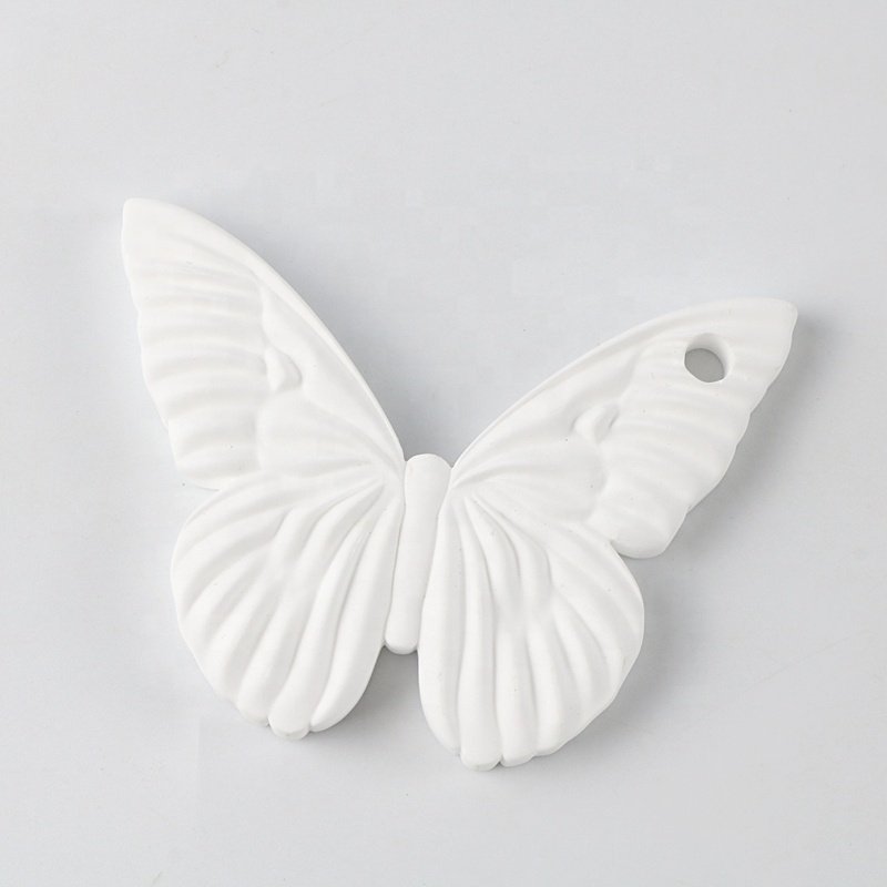 Wholesale Butterfly Shape Hanging Wardrobe Car Air Freshener Scented Ceramic Essential Oil Fragrance Aroma Plaster Diffuser