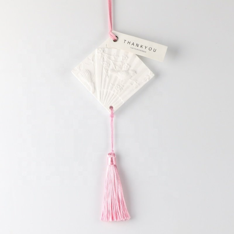 Chinese Style Home Decoration Car Wardrobe Air Freshener Hanging Scented Ceramic Aroma Plaster Fragrance Essential Oil Diffuser