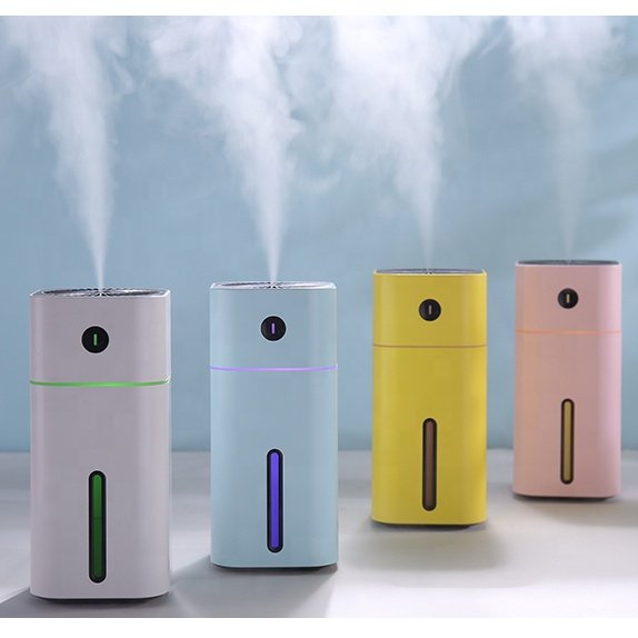 YYD air freshener humidifier usb portable ultrasonic diffuser mini car 7 color LED light charge air humidifier for home.