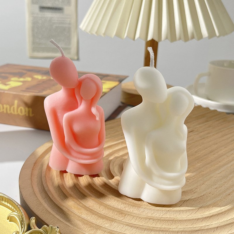 Exclusive for activity prize gift gift Valentine's Day creative modeling couple hug aromatherapy candle