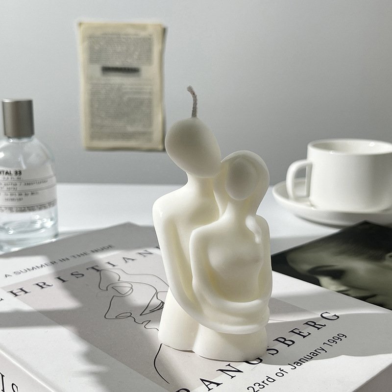 Exclusive for activity prize gift gift Valentine's Day creative modeling couple hug aromatherapy candle