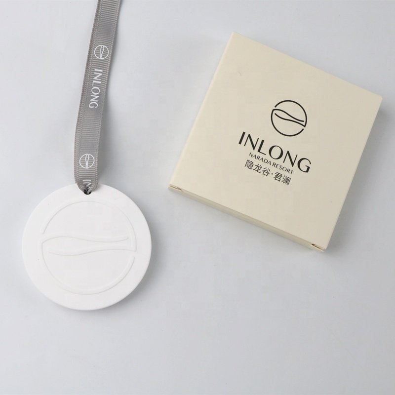 Customized Logo Round Scented Ceramic Aroma Stone Decoration Car Home Air Freshener Hanging Fragrance Plaster Tablet