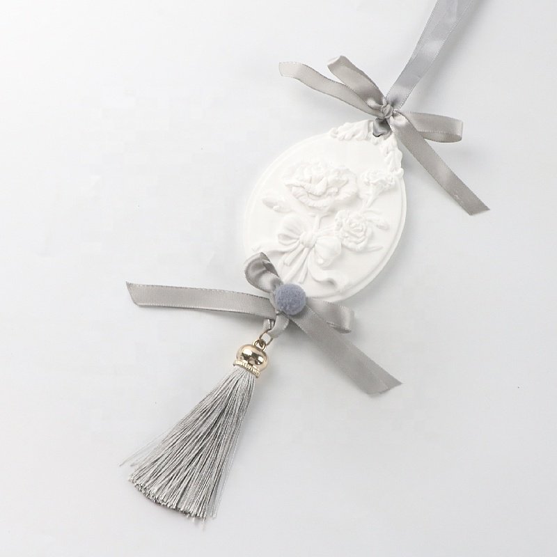 Stocked Luxury Gift Home Fragrance Decoration Car Wardrobe Air Freshener Hanging Scented Ceramic Aroma Plaster Flower Diffuser