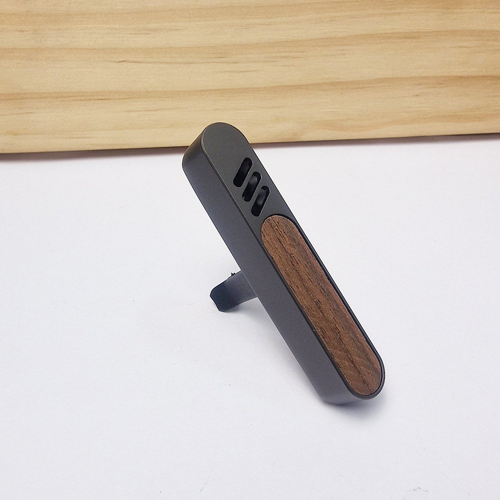 Wooden Luxury Custom Logo Car Interior Decorations Car Air Freshener Vent Clip Scent Diffuser Car Perfume Vent Clip