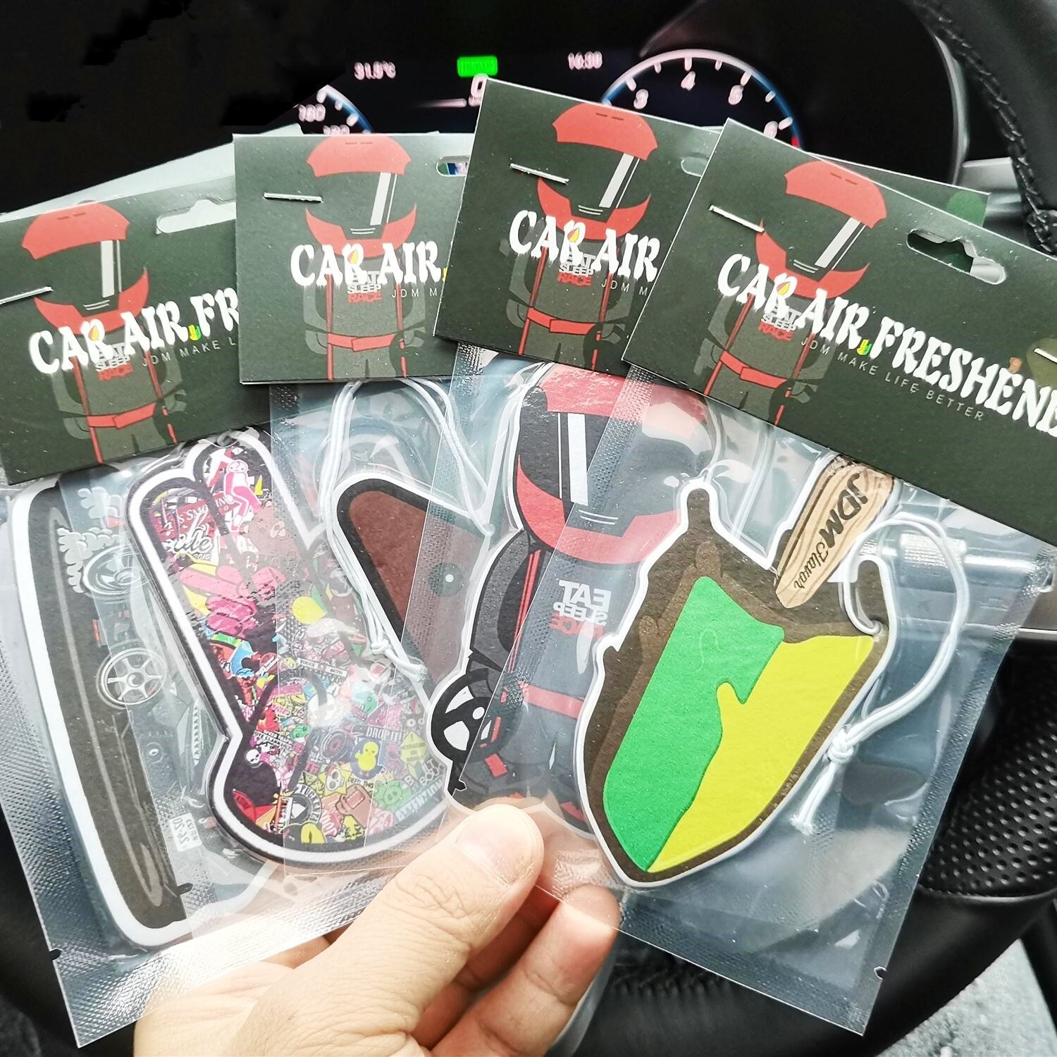 Luxury Car Accessories Scents Hanging Air Perfume Diffuser Smell Fresheners Funny Tree Design for Car Home Fragrance