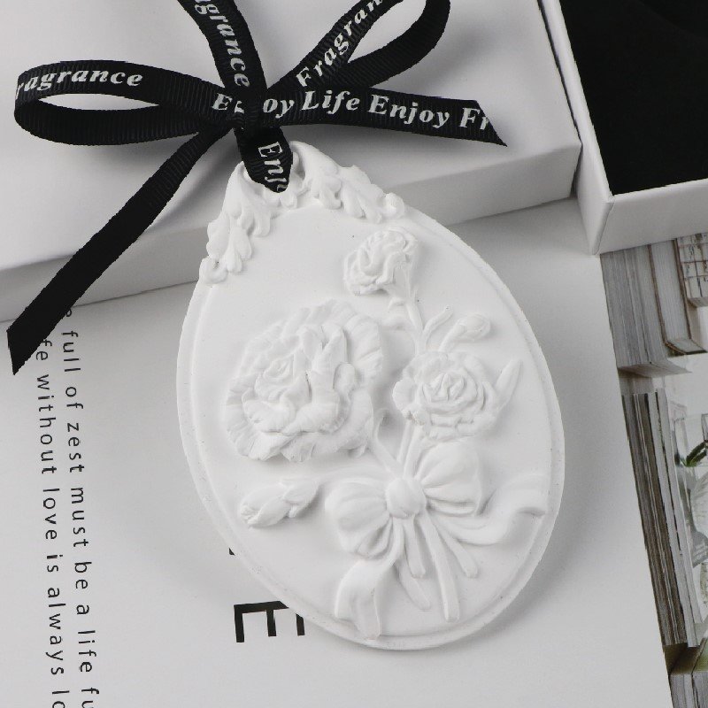 FINRU Factory Stocked Scented Ceramic Aroma Plaster Flower Porcelain Hanging Car Air Freshener Fragrance Essential Oil Diffuser