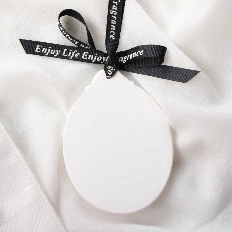 Oval Lavender Home Car Decoration Scented Ceramic Aroma Plaster Porcelain Flower Hanging Fragrance Essential Oil Diffuser