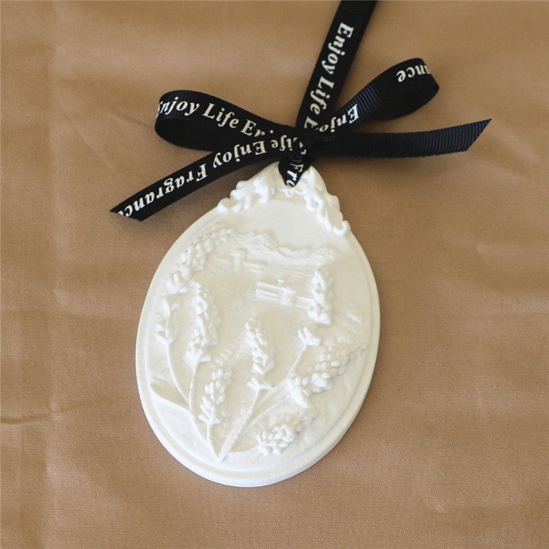 Oval Lavender Home Car Decoration Scented Ceramic Aroma Plaster Porcelain Flower Hanging Fragrance Essential Oil Diffuser