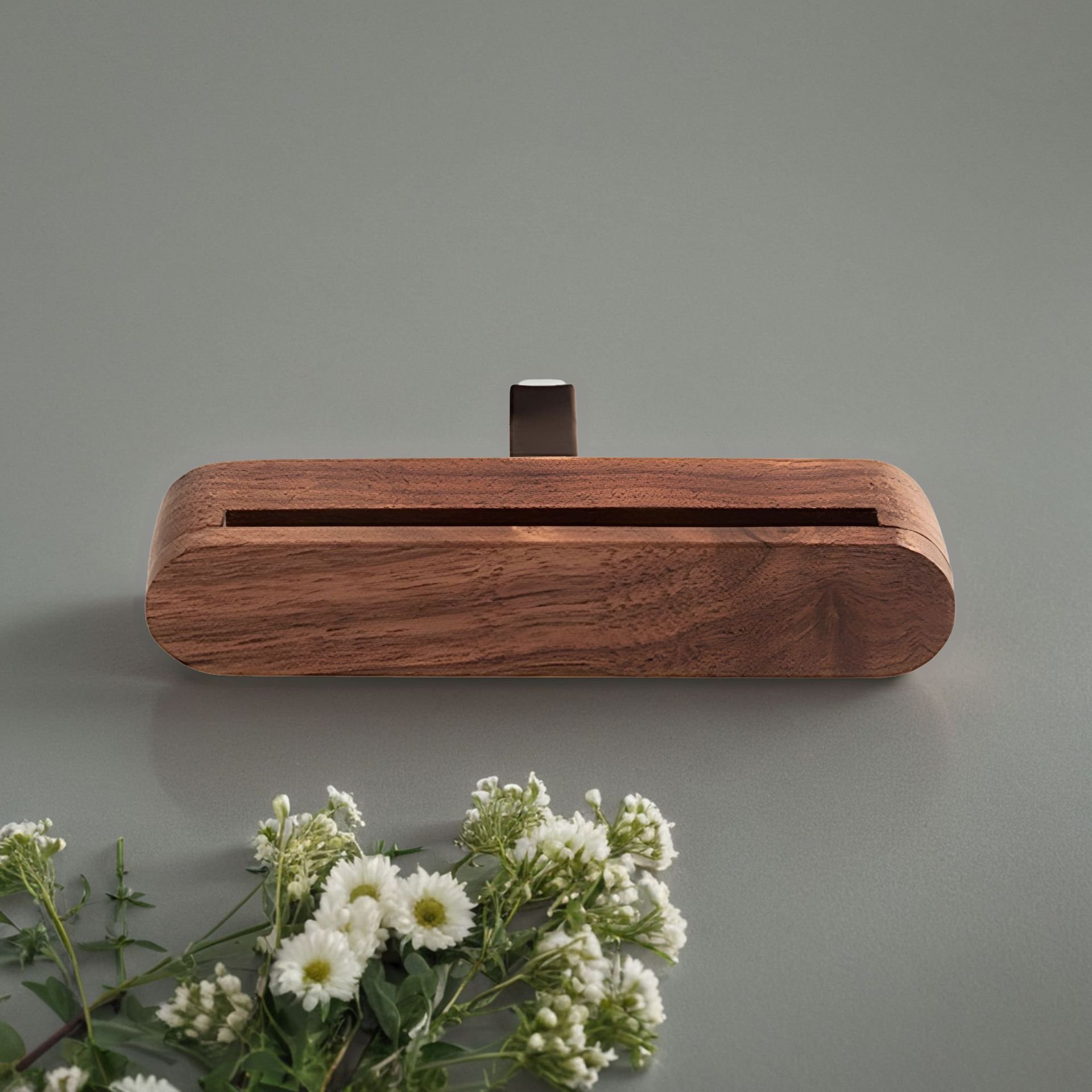 TY Solid wood car aromatreatment air outlet for cars decorative air freshener Wood clamshell aromatreatment auto parts