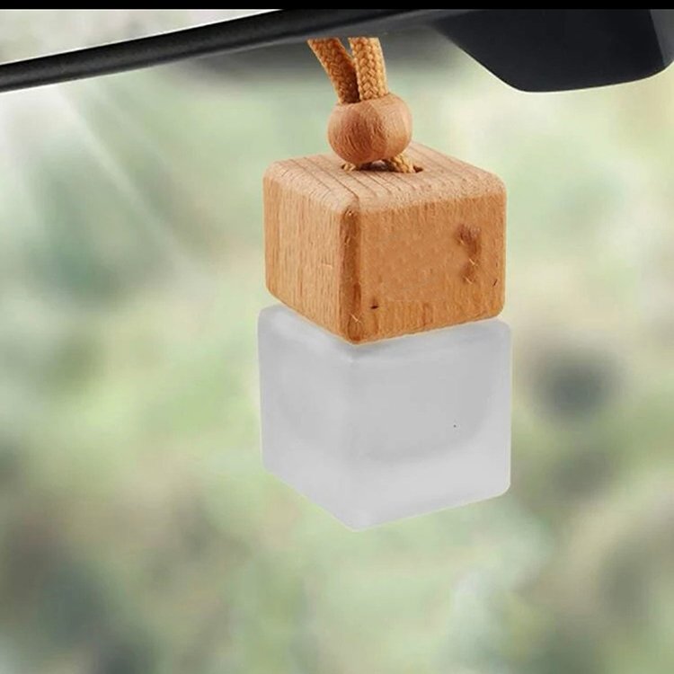 high quality square sharp frosted diffuser bottle wood empty car perfume hanging car air freshener aroma diffuser