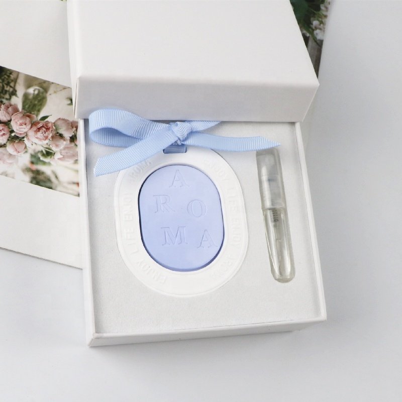 New Arrival Wholesale Home Decoration Hanging Car Air Freshener Scented Ceramic Fragrance Essential Oil Porcelain Aroma Diffuser