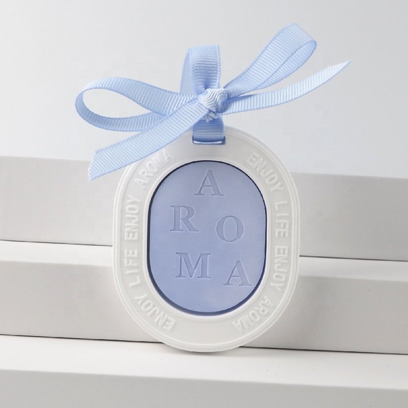 New Arrival Wholesale Home Decoration Hanging Car Air Freshener Scented Ceramic Fragrance Essential Oil Porcelain Aroma Diffuser