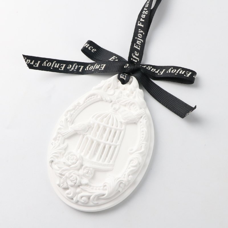 White Oval Birdcage Shaped Hanging Car Wardrobe Air Freshener Scented Ceramic Aroma Plaster Porcelain Fragrance Oil Diffuser